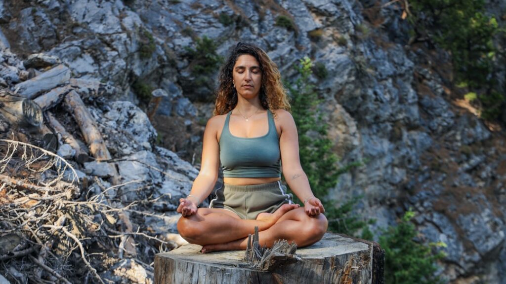 Athlete utilizing mental conditioning and mindfulness for peak performance